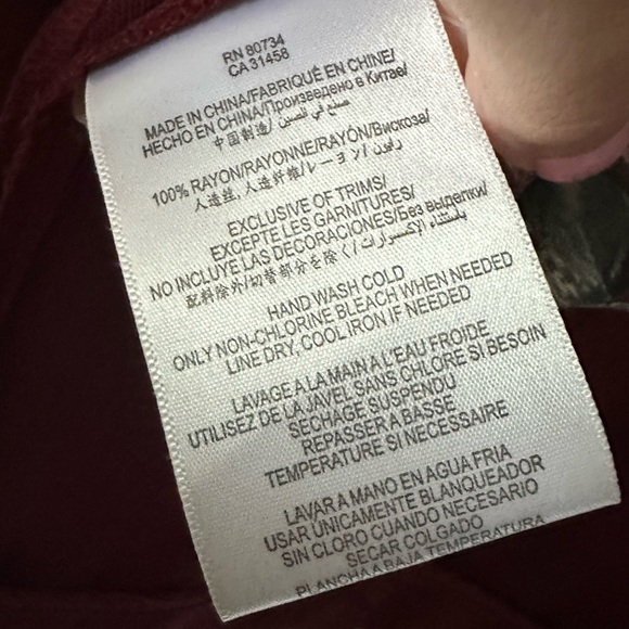 BCBGeneration Burgundy Boyfriend Fit Lightweight Blazer - Size Small - Picture 4 of 6